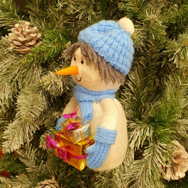 Милый Снеговик (ручная работа) 15см